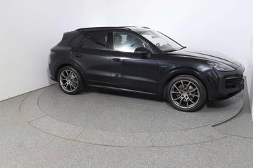 Porsche Cayenne III — photo 3