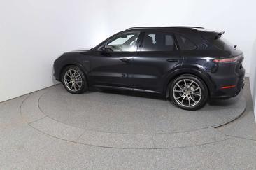Porsche Cayenne III — photo 7