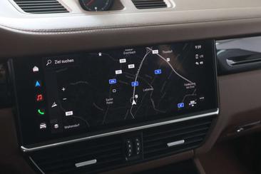 Porsche Cayenne III — photo 12