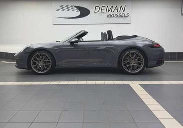 Porsche 911 Cabriolet Carrera — photo 2