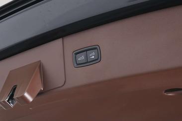 Porsche Cayenne III — photo 26