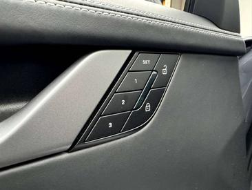 Porsche 911 Cabriolet Carrera — photo 13