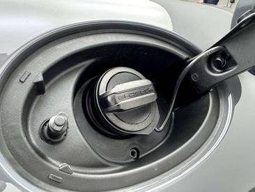 Porsche 911 Cabriolet Carrera — photo 29