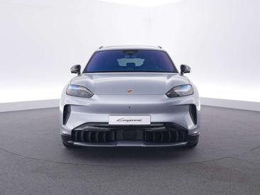 Porsche Cayenne Electric — photo 7