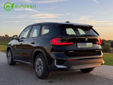 BMW IX1 XDrive30 — photo 4