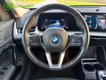 BMW IX1 XDrive30 — photo 9