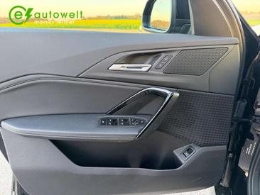BMW IX1 XDrive30 — photo 10