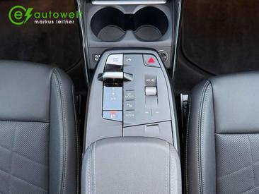 BMW IX1 XDrive30 — photo 17