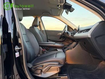 BMW IX1 XDrive30 — photo 23