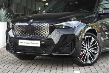 BMW IX1 EDrive20 — photo 5