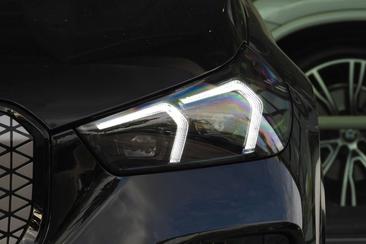 BMW IX1 EDrive20 — photo 9