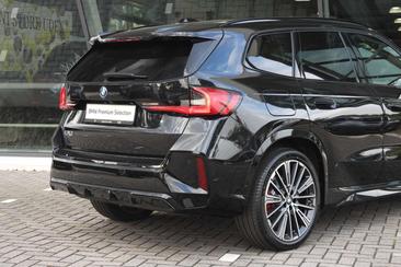 BMW IX1 EDrive20 — photo 23