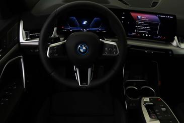 BMW IX1 EDrive20 — photo 26