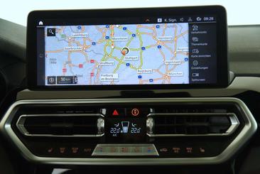 BMW iX3 — photo 12