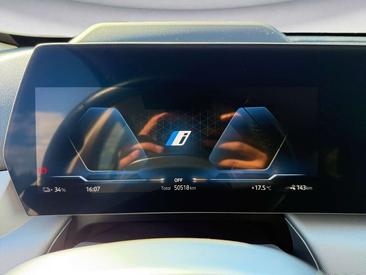 BMW IX1 XDrive30 — photo 9