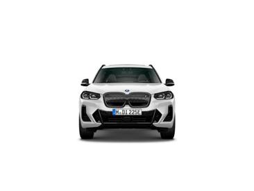 BMW iX3 — photo 2