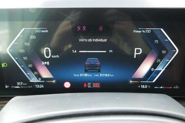BMW X7 XDrive40d — photo 17