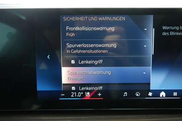 BMW X7 XDrive40d — photo 24