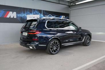 BMW X7 XDrive40d — photo 38