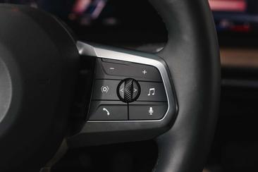BMW IX1 XDrive30 — photo 13
