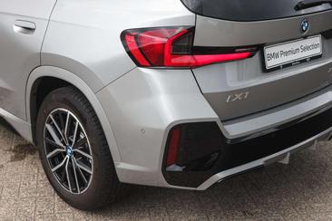 BMW IX1 XDrive30 — photo 27