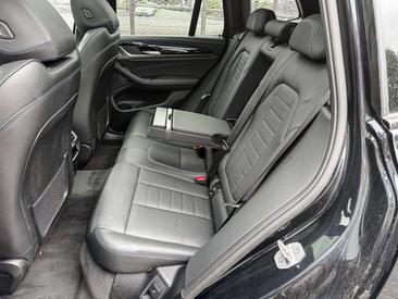 BMW iX3 — photo 22