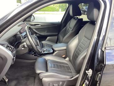 BMW iX3 — photo 4