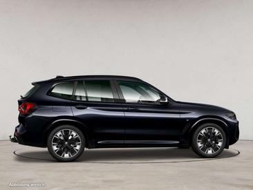 BMW iX3 — photo 11