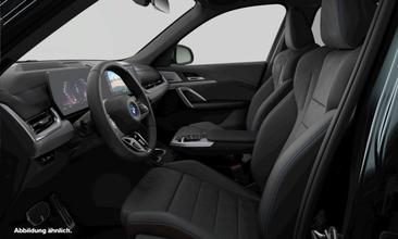 BMW IX1 XDrive30 — photo 3
