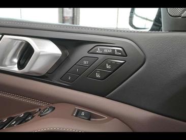 BMW X7 XDrive40d 2024 — photo 18