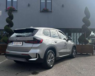 BMW IX1 XDrive30 — photo 2