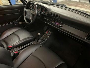 Porsche 911 Carrera — photo 13