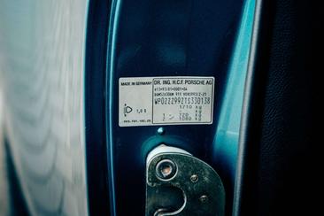 Porsche 911 Carrera 4S — photo 13