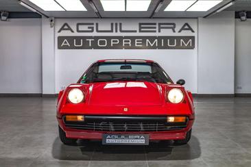 Ferrari 308 GTB — photo 11