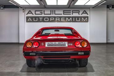 Ferrari 308 GTB — photo 12