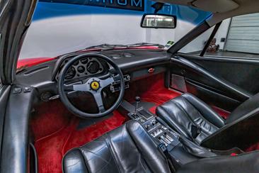Ferrari 308 GTB — photo 16