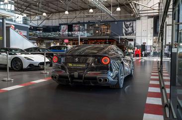 Ferrari F12 Berlinetta — photo 5