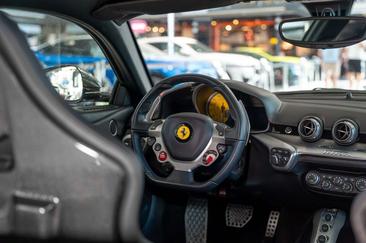 Ferrari F12 Berlinetta — photo 10
