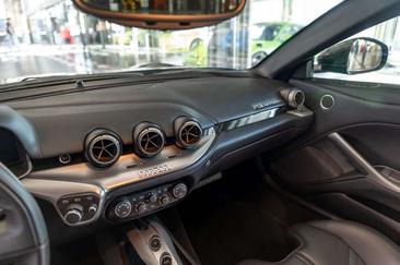 Ferrari F12 Berlinetta — photo 12