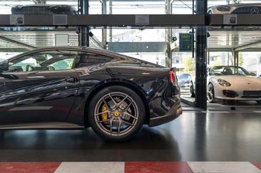 Ferrari F12 Berlinetta — photo 18