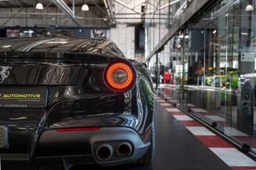 Ferrari F12 Berlinetta — photo 19