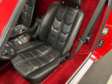 Ferrari 208 GTB Turbo — photo 8