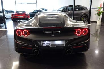 Ferrari F8 Tributo — photo 6