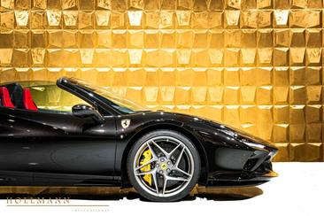 Ferrari F8 Spider — photo 9