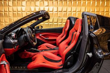 Ferrari F8 Spider — photo 16