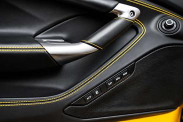 Ferrari F8 Spider — photo 22