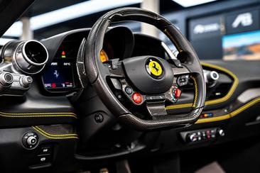 Ferrari F8 Spider — photo 23