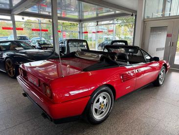 Ferrari Mondial T Cabriolet — photo 25
