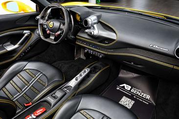 Ferrari F8 Spider — photo 29