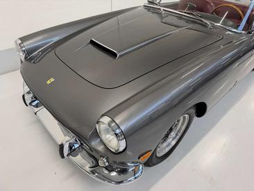 Ferrari 250 GT 2+2 — photo 9